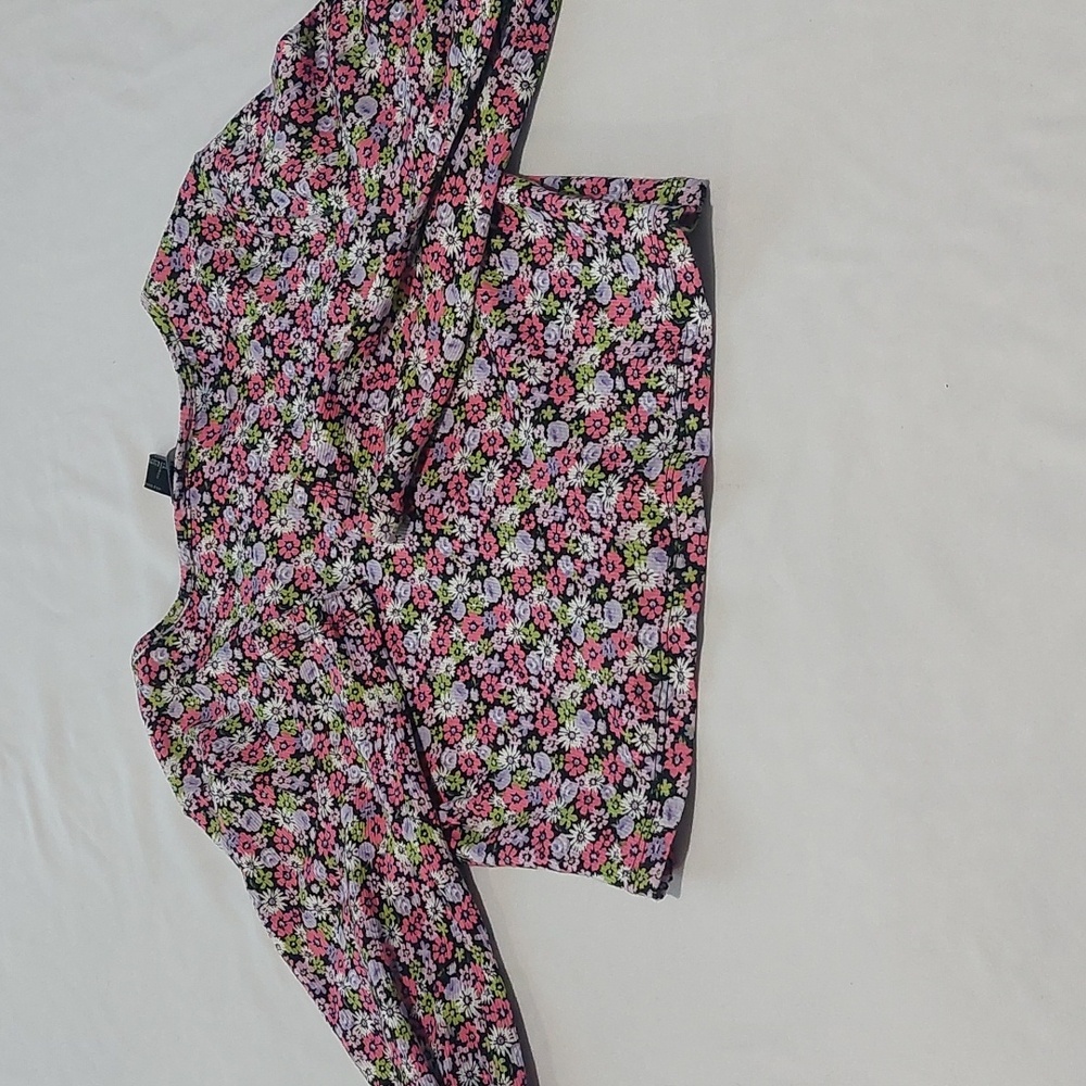 Forever 21 Multicolor Floral Crop Top.New With Tags .Size S - Picture 4 of 7